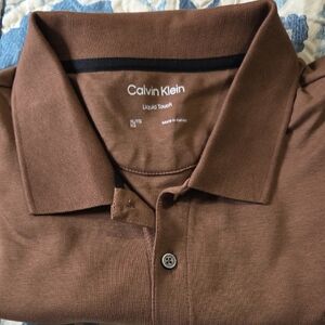 **NWOT** Calvin Klein Men's Polo Shirt in Rich Brown LIQUID TOUCH